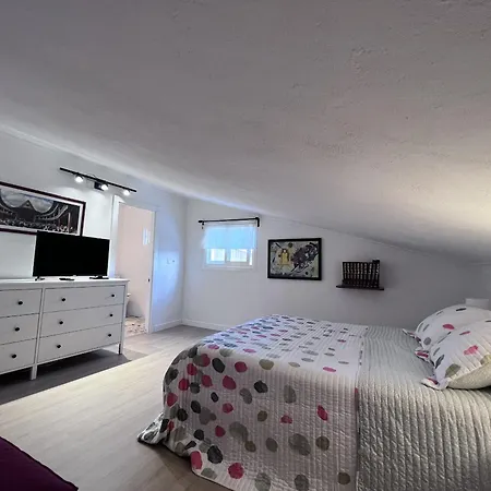 Duplex Pepona's House - Wifi, Tv & Netflix O Grove